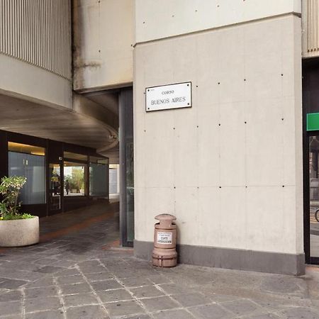 Suite Augustus - Free Parking Генуя Экстерьер фото