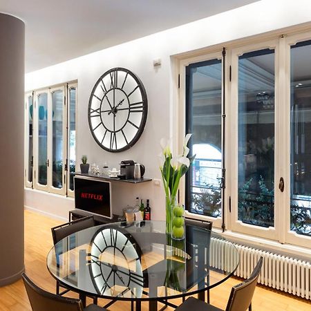 Suite Augustus - Free Parking Генуя Экстерьер фото